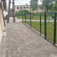 Inspirująca postawa mieszkańców. Sami ułożyli kostkę