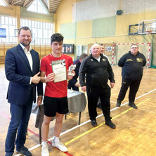 Turniej halowy w Dobrczu. Emocje, bramki i zwycięstwo Kozielca